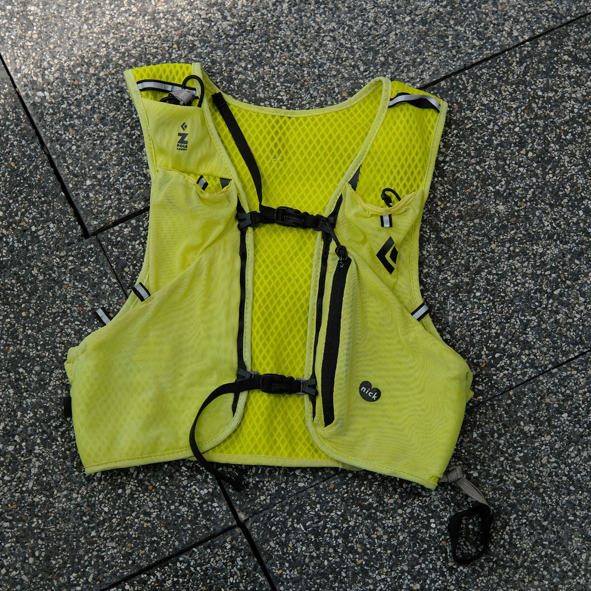 สินค้าปล่อยเช่า_เป้น้ำ Black Diamond Men Distance 4L Hydration Vest (Optical Yellow, Small)