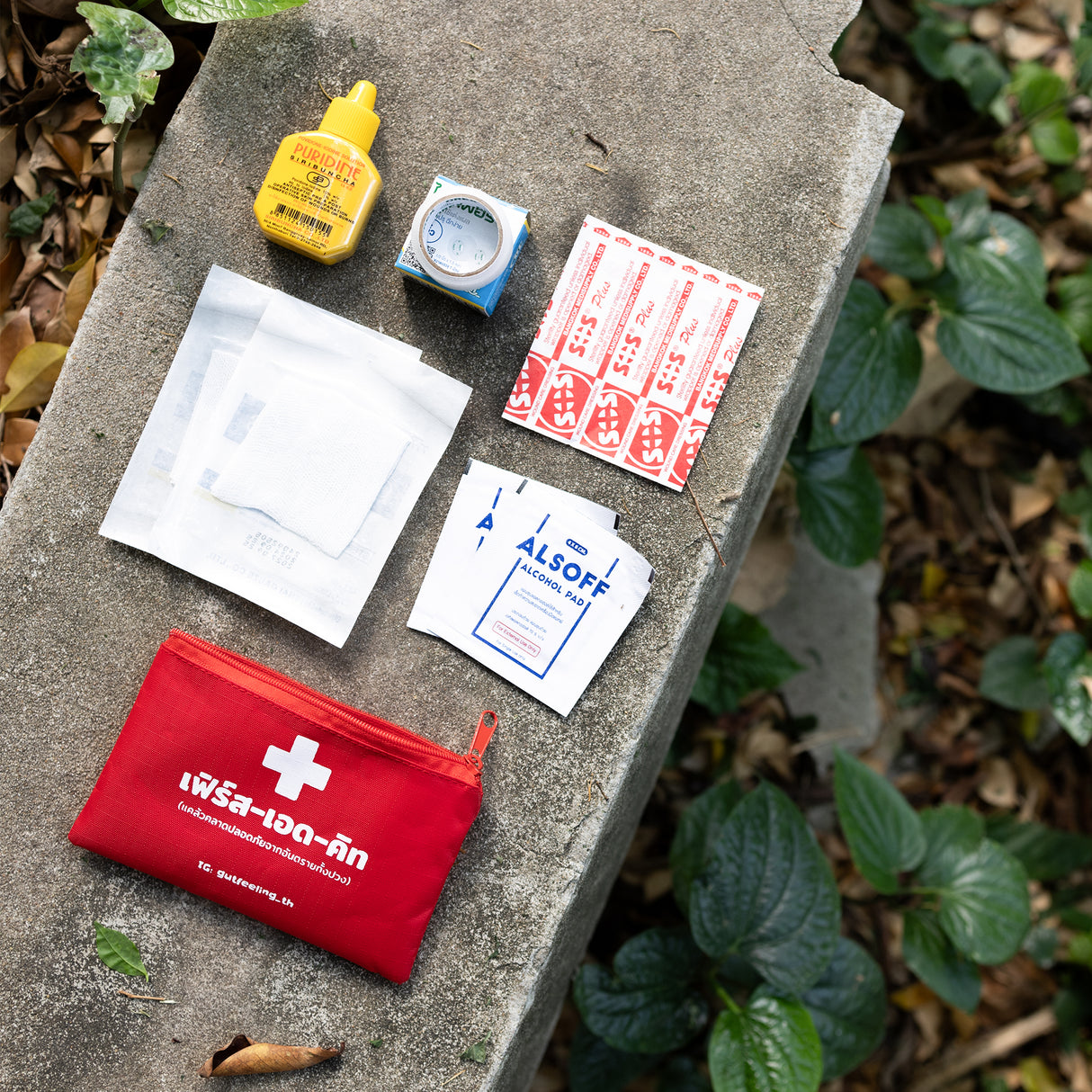 GUT FEELING FIRST AID KIT