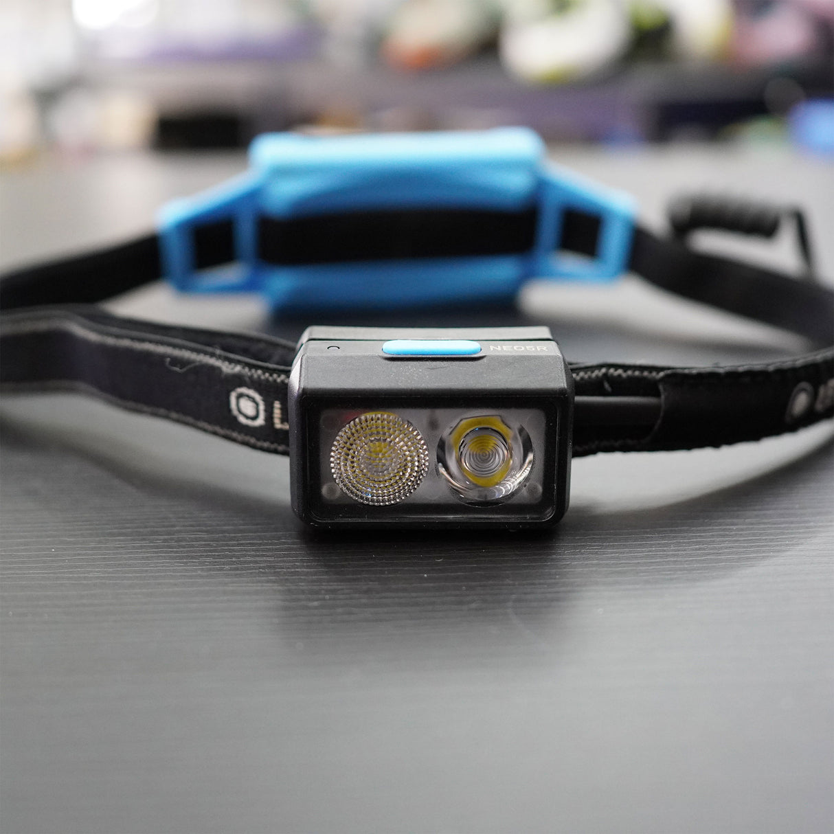 สินค้าปล่อยเช่า_ไฟฉาย Ledlenser NEO5R 600 Lumens Headlamp สี Black/Blue