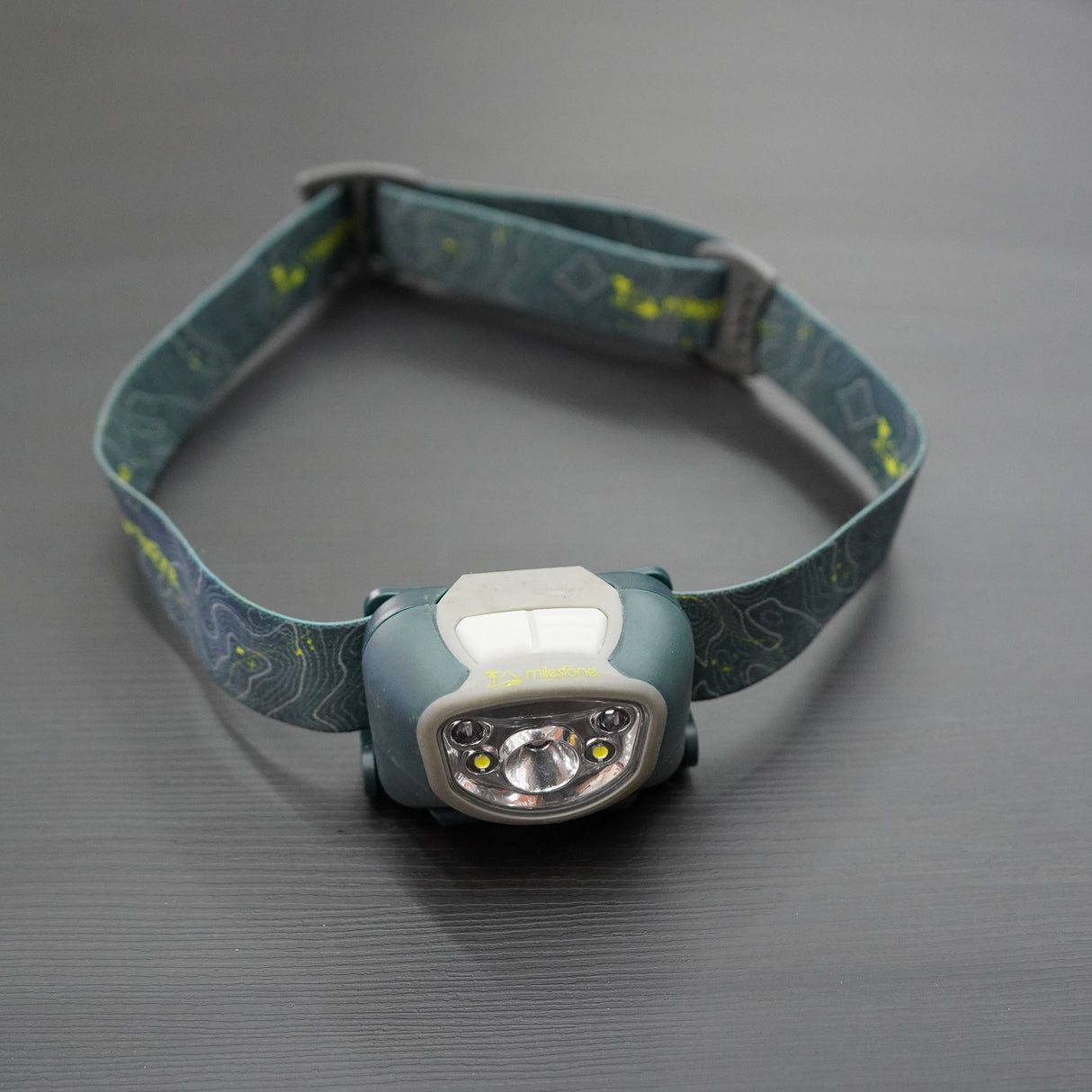 สินค้าปล่อยเช่า_ไฟฉาย Milestone MS-B4 220 Lumens Headlamp สี Blue