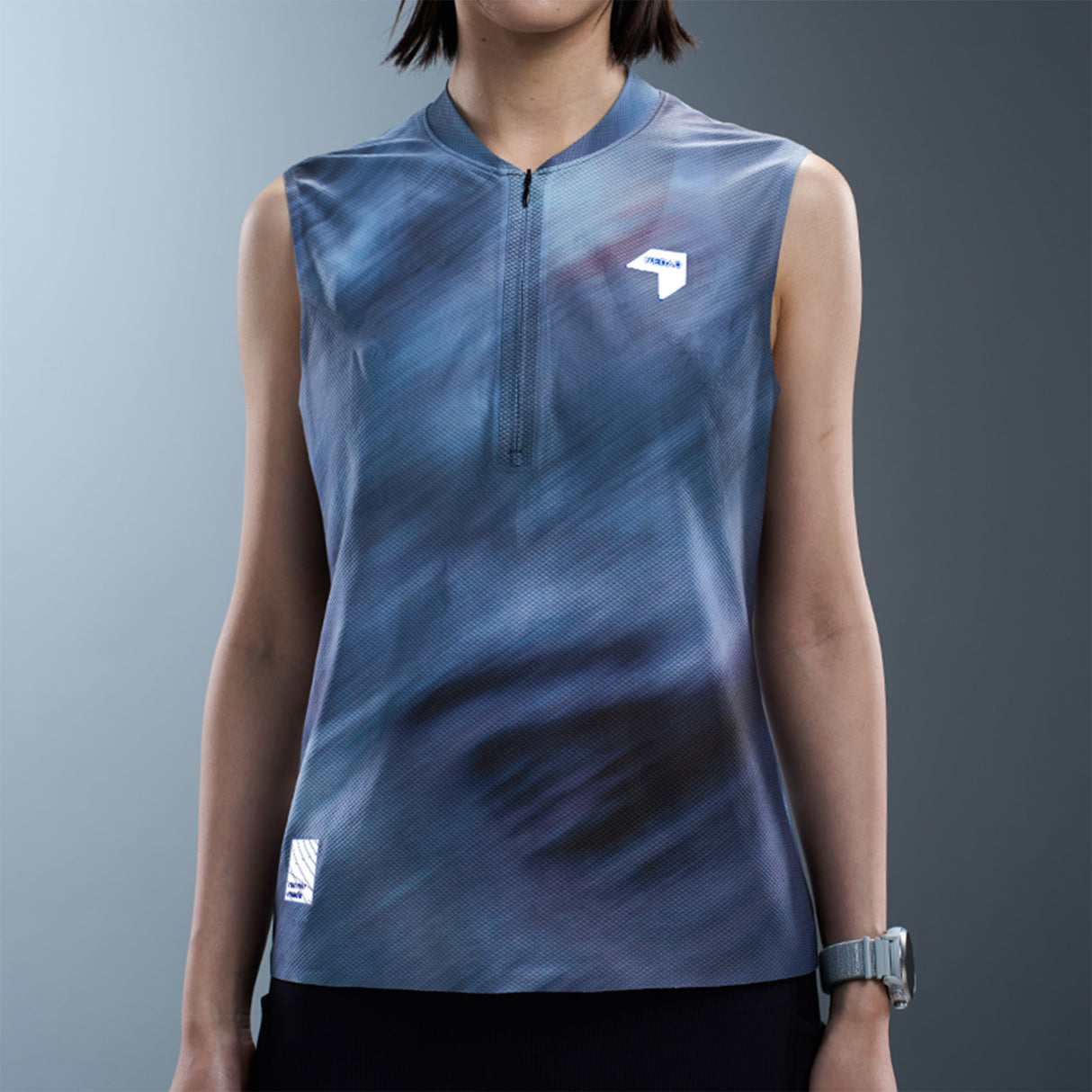 NEDAO WOMEN'S DIAMOND GRID ZIP SLEEVELESS - SPECIAL PRINT EDITION