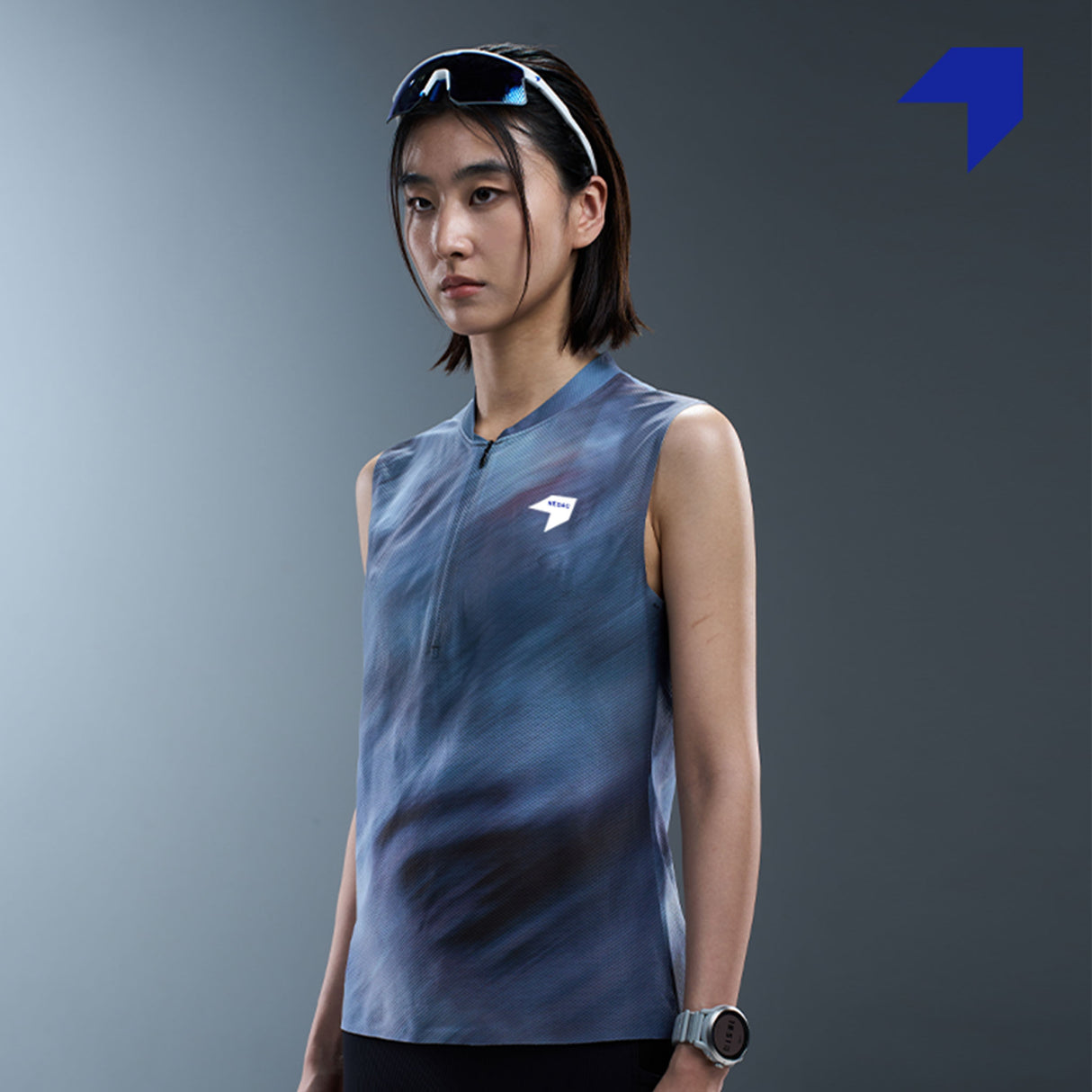 NEDAO WOMEN'S DIAMOND GRID ZIP SLEEVELESS - SPECIAL PRINT EDITION