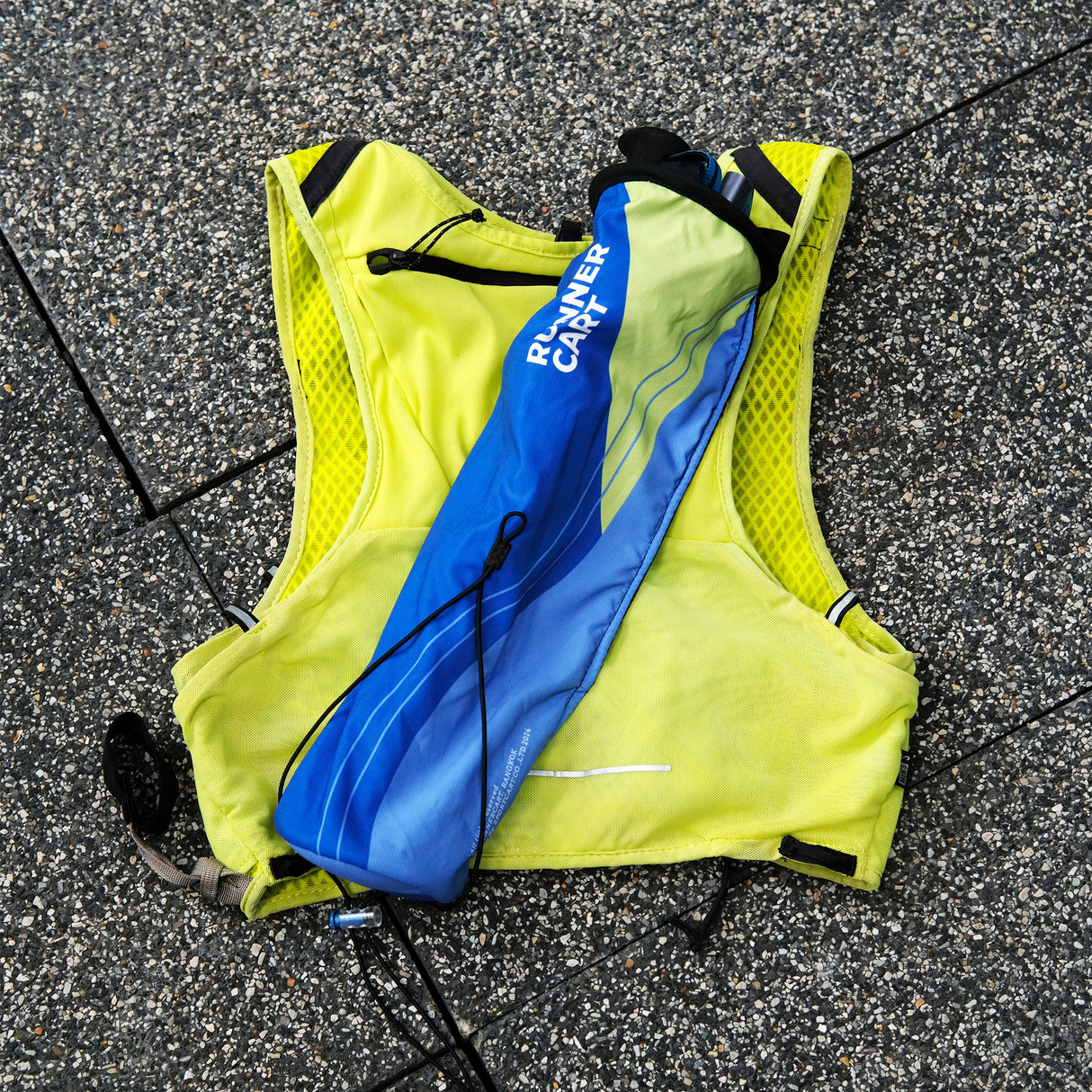 สินค้าปล่อยเช่า_ซองเก็บไม้โพล Runnercart Quiver R2 (Blue/Green)