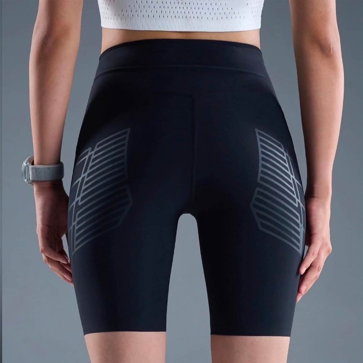 NEDAO WOMEN'S POWERCORE COMPRESSION HALF TIGHTS
