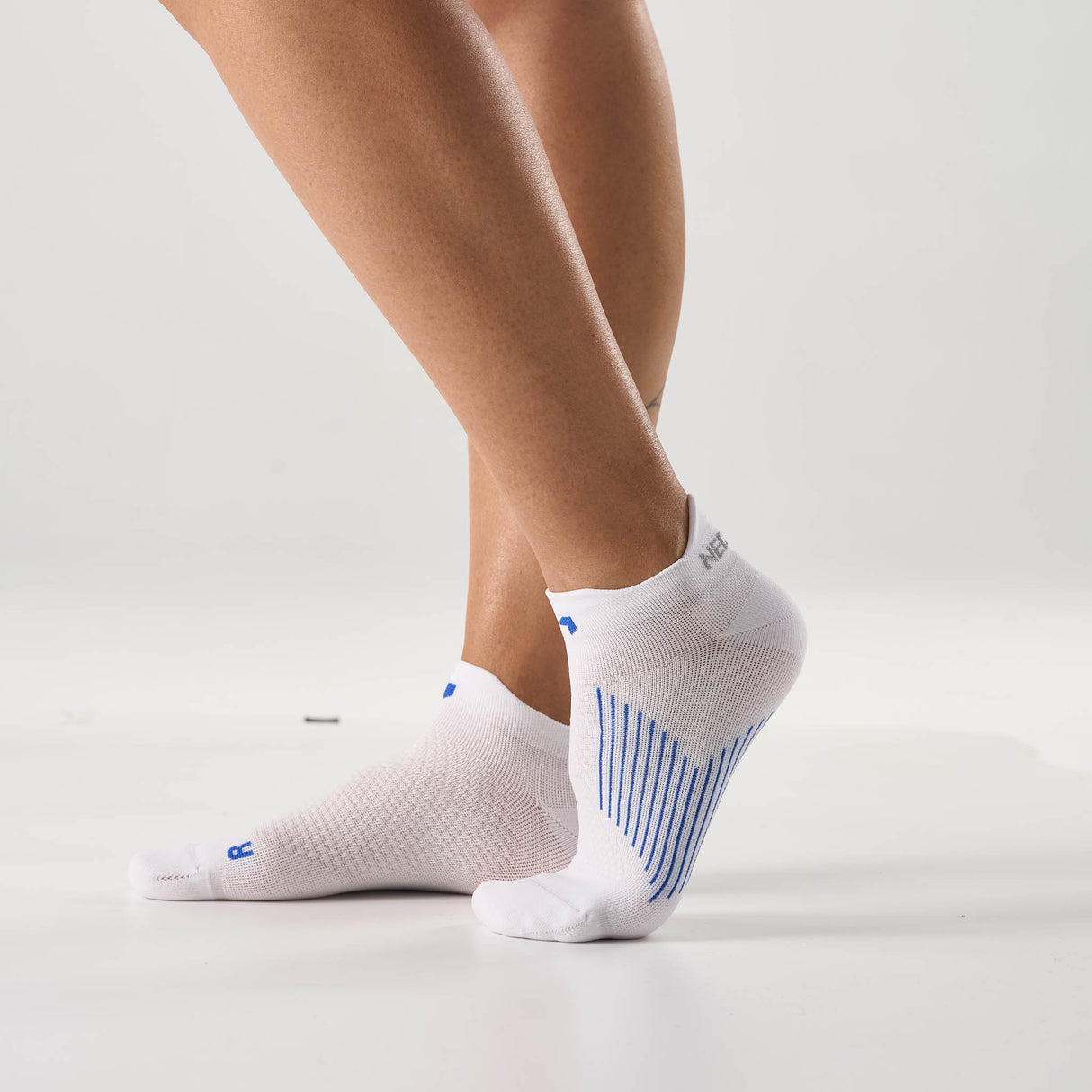 NEDAO 2026 ARCHWRAP RUNNING SOCKS