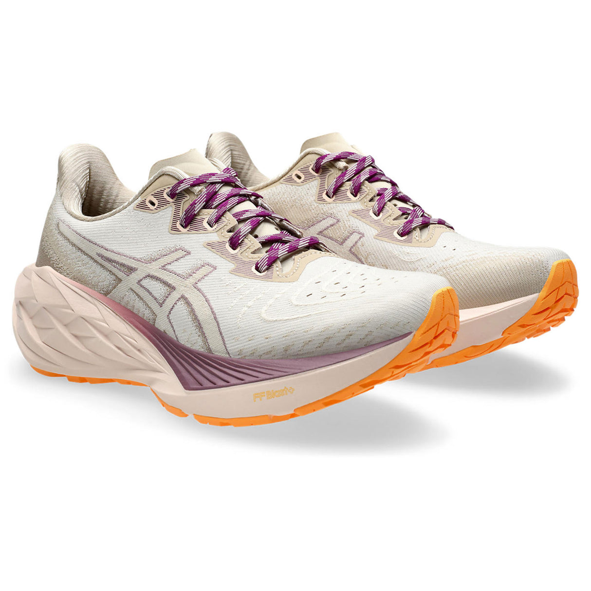 Asics Women Novablast 4