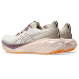 Asics Women Novablast 4