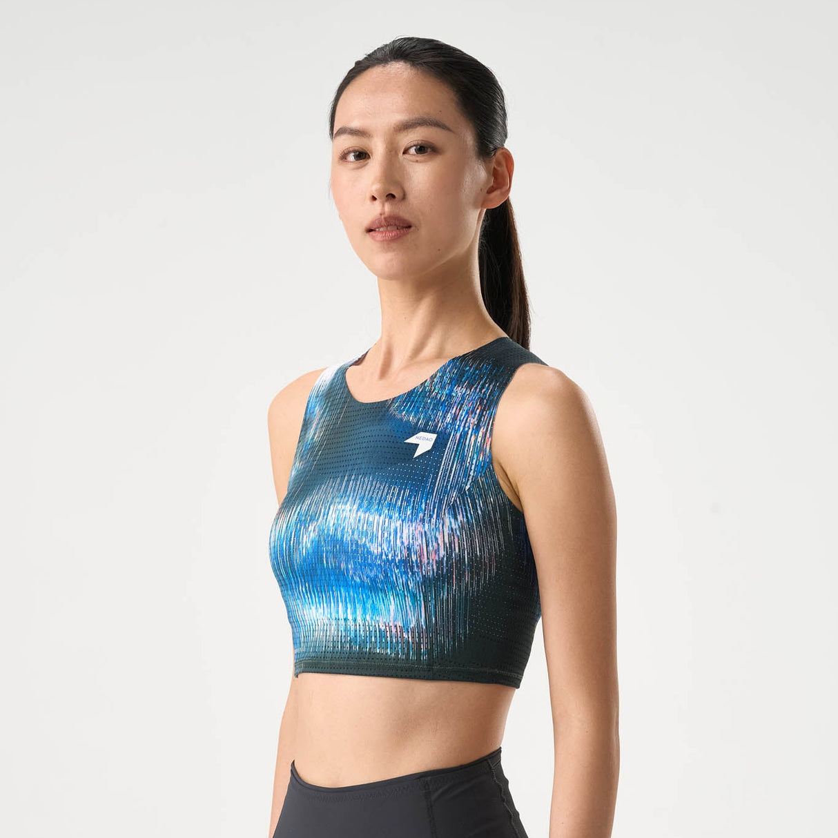 NEDAO 2026 WOMEN'S QIFLOW RUNNING CROP TOP V2.0 - VORTEX