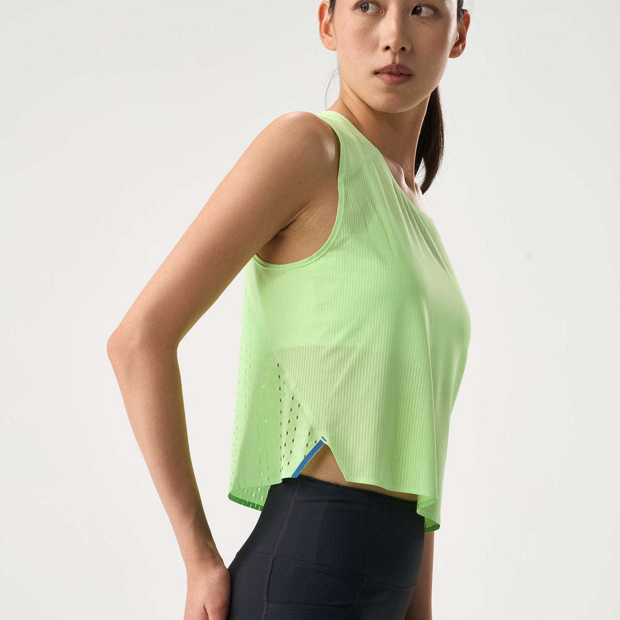 NEDAO 2026 WOMEN'S QIFLOW DUALFLOW CROP TANK