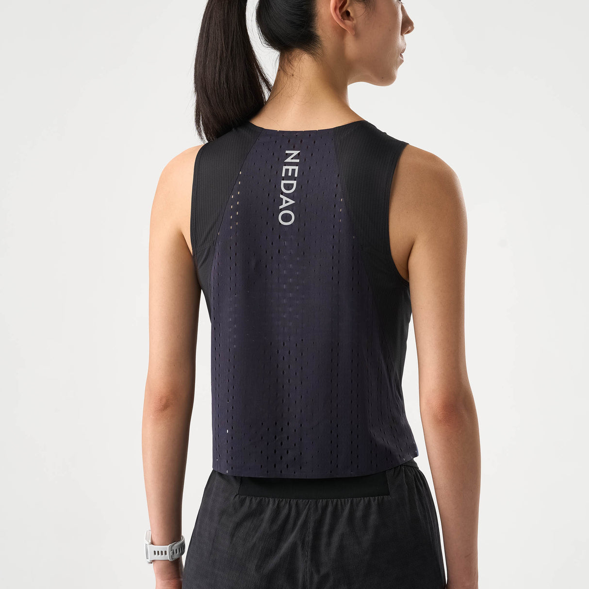 NEDAO 2026 WOMEN'S QIFLOW DUALFLOW CROP TANK