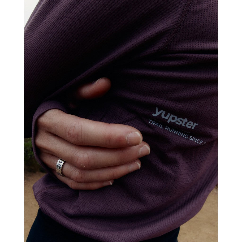 YUPSTER UNISEX RUNNING LONG SLEEVES T-SHIRT - NIGHTFLASH COLLECTION